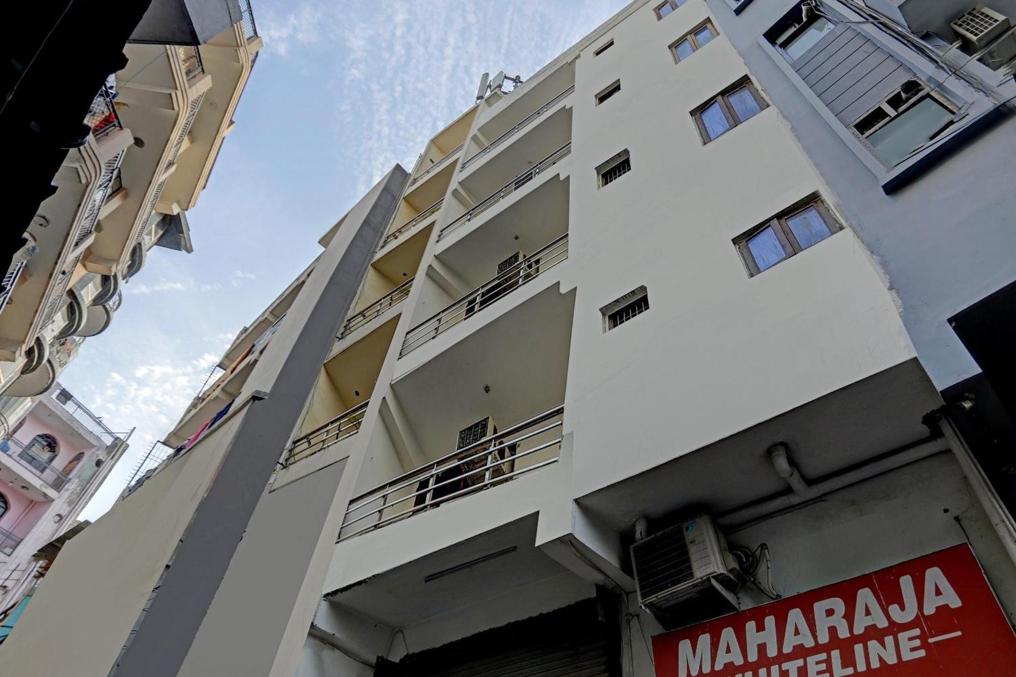Spot On Raj Hotel Vip Near Worlds Of Wonder Kalkaji Devi Exterior photo
